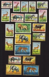 Animals: Giraffe, Cape Buffalo, Cheeta, Elephant, Etc. 21 Different (NOT Cplt.)